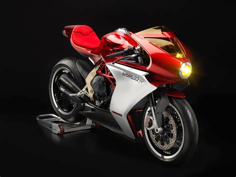 MV Agusta Superveloce 800 Confirmed   Motorcycle news, Motorcycle ...