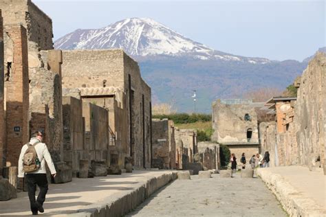 Nápoles y Pompeya, vida y muerte junto al Vesubio
