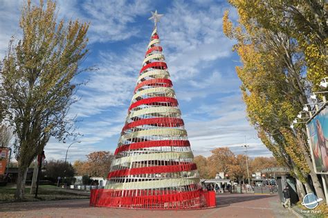 Navidad Parque de Atracciones de Madrid en Parque de ...