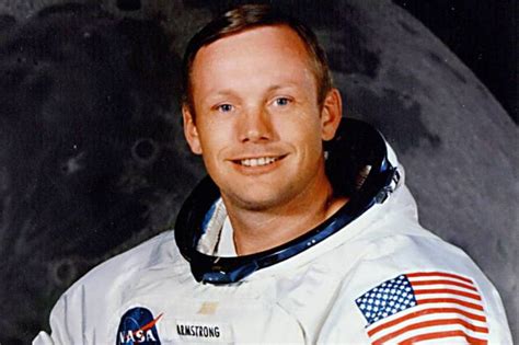 Neil Armstrong, primer hombre que pisó la Luna | Vanguardia.com