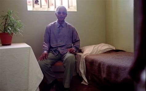 Nelson Mandela prison letters reveal pain of separation ...