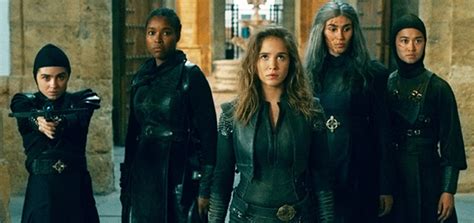 Netflix confirma segunda temporada de Warrior Nun, a Buffy do século ...