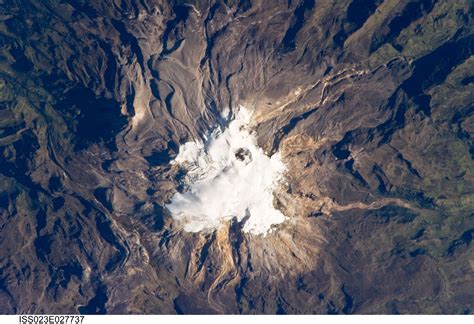 Nevado del Ruiz Volcanic Eruption of 1985: Photo Gallery