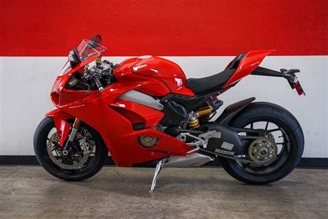 New 2019 Ducati Panigale V4 Motorcycles in Brea, CA