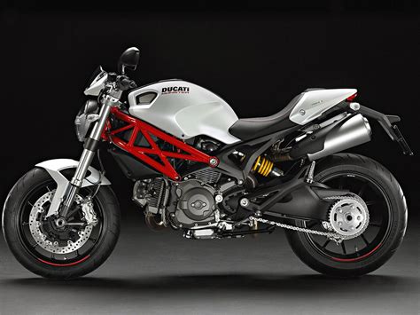 New Motorcycle: Ducati Monster 796 Review and Price