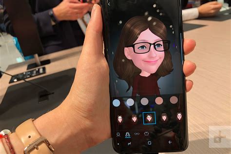 New Patent From Samsung Suggests Video Chatting With AR Emoji