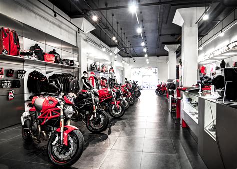 New York Google Business View   Ducati Triumph   SoHo