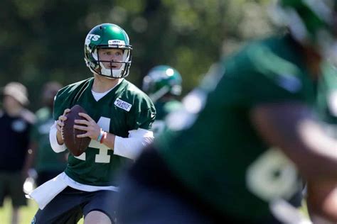 New York Jets QB Sam Darnold  absolutely  expects to win a ...