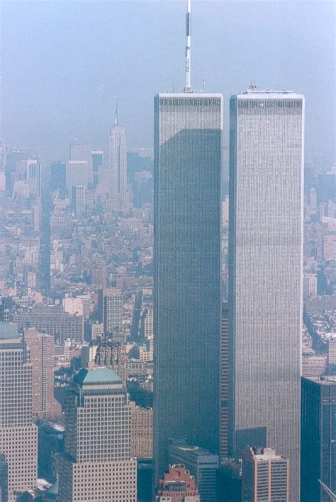 NEW YORK | Twin Towers of the WTC | 1368/1362 feet | 110 ...