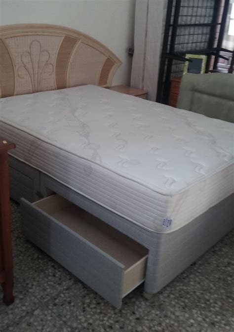 New2You Furniture   Second hand bedroom furniture