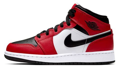 Nike Jordan 1 Mid Chicago GS – Soldsoles