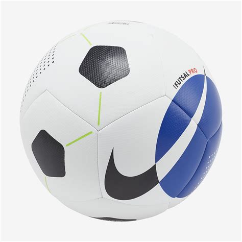 Nike Pro Futbol Topu. Nike TR