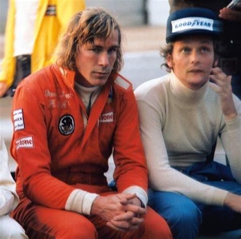 Niki Lauda and James Hunt. Fantastic picture! | Grand prix ...