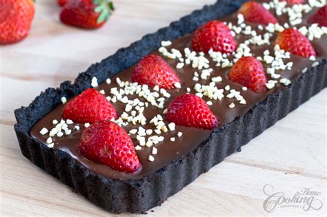 No Bake Strawberry Chocolate Tart :: Home Cooking Adventure