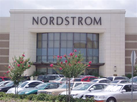 Nordstrom s website crashed during Anniversary sale   Business Insider