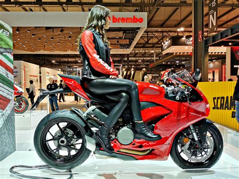 Nouveauté 2020   Ducati Panigale V2 : La véritable SuperSport