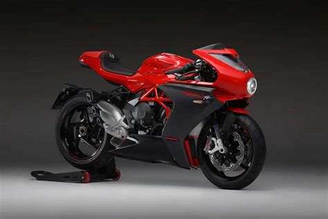 Nouveautés 2020 MV Agusta : Superveloce, le café racer techno   Moto ...