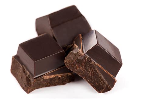 Nove  boas  razões para comer chocolate negro todos os dias