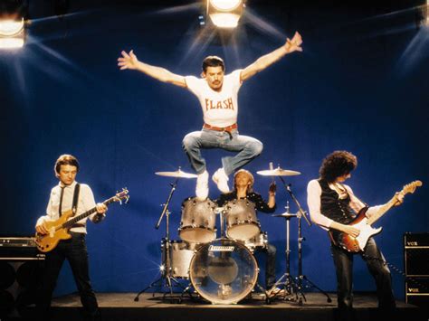 O álbum perdido da banda Queen dá as caras, 40 anos depois ...