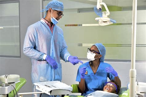 Odontología   UNIREMHOS