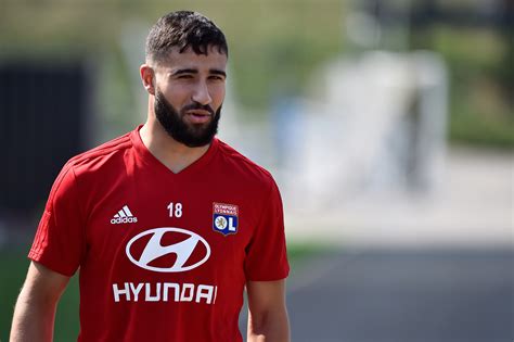 OL   Mercato : Nabil Fekir entretient le flou sur son avenir