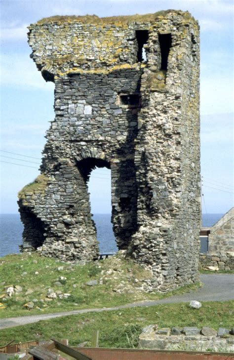 Old Slains Castle   Wikipedia, the free encyclopedia ...