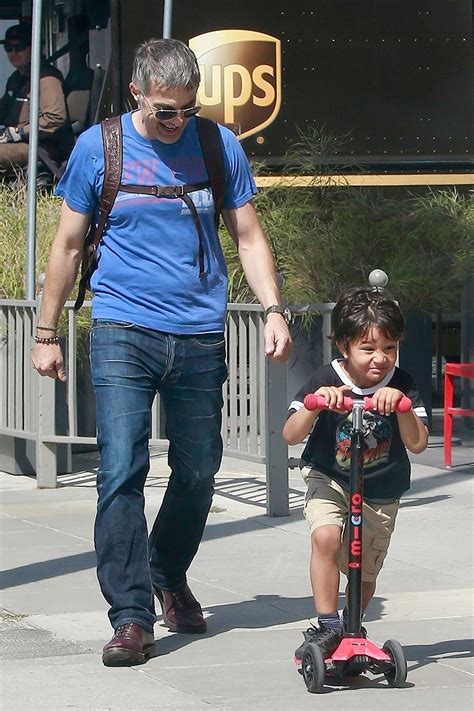 Olivier Martinez enjoys his afternoon out with his son ...