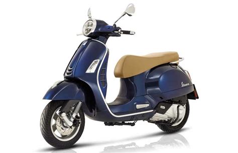 Once again, Vespa scooter of the year   All About Italy