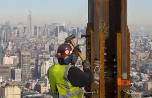 One World Trade Center becomes New York s tallest ...