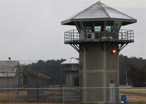 Oposiciones Instituciones penitenciarias  Descargar Temario