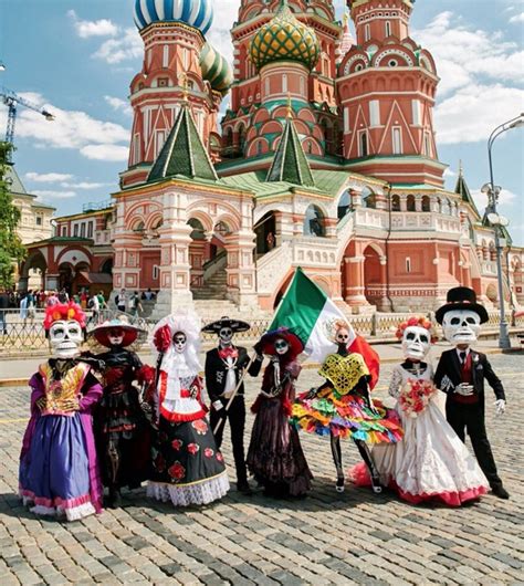 Organiza @VisitMex desfile de Día de Muertos en Rusia, una ...