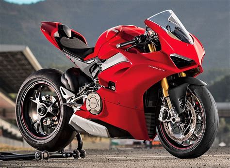 Owing to Huge Demand, Ducati Re Opens Bookings for Panigale V4