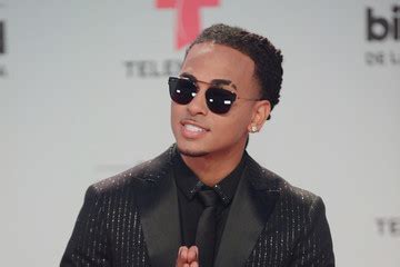 Ozuna 2017 Pictures, Photos & Images   Zimbio