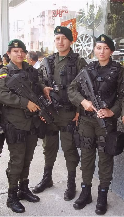 P.N.C. Policía Nacional de Colombia | Ejército de Colombia