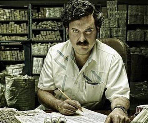 Pablo Escobar Biography   Facts, Childhood, Family Life ...