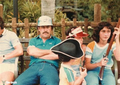Pablo Escobar’ın Disney World Gezisi Fotoğrafları ...