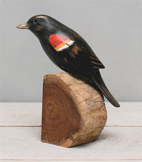 Pájaro Negro Alado Rojo Pájaro de madera tallado a mano | Etsy