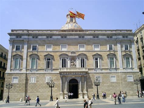 Palacio de la Generalitat de Catalunya Lugares para visitar en ...