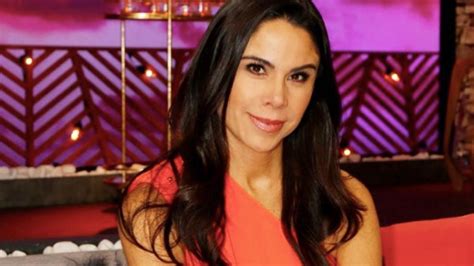 Paola Rojas deja el noticiero tras convivir con Odalys Ramírez