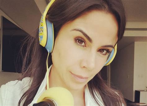 Paola Rojas estrena nuevo programa de radio y sustituye a ...