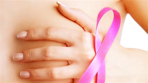 Pasos para realizarse un autoexamen del cáncer de mama