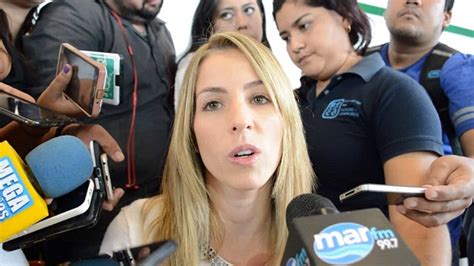 Paty Lobeira de Yunes presentó su registro como candidata por Veracruz ...