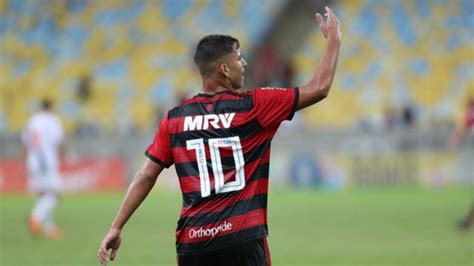 Pepê chega do Flamengo   Portimonense   Jornal Record
