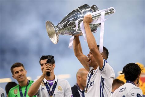 Pepe confirms Real Madrid exit and fall out with Zidane ...