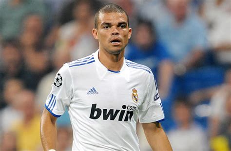 Pepe shows off his new haircut and look for 2014 15