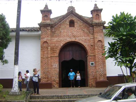 PEQUEÑOS EXPLORADORES EN BUSCA DE IDENTIDAD: TOUR POR LA HACIENDA JAPIO ...