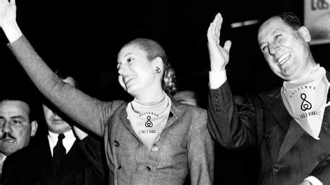 Perón y Evita, con el pañuelo celeste – Razón y Revolución