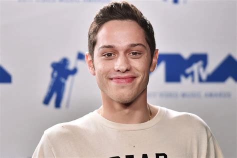 Pete Davidson absent from  SNL  after controversial interview