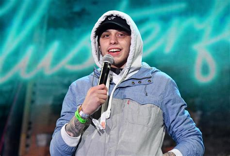 Pete Davidson Calls Out Cancel Culture In New Stand Up