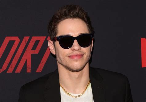 Pete Davidson Returns To Social Media Thanks To His Tour With John Mulaney